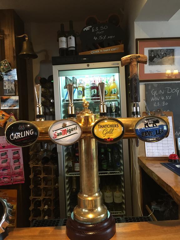 Sidbury Red Lion Inn מראה חיצוני תמונה