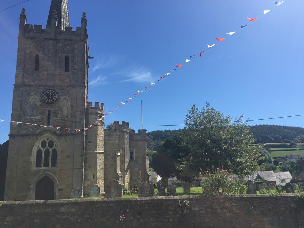 Sidbury Red Lion Inn מראה חיצוני תמונה